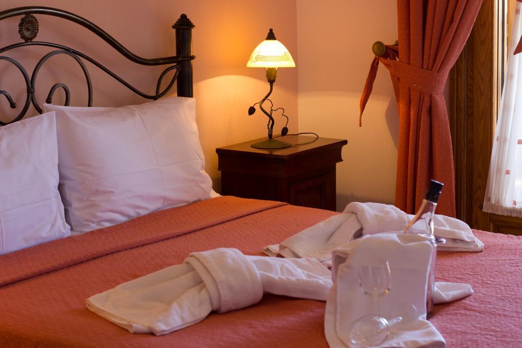 Hotel Ismini Amoliani Chambre photo